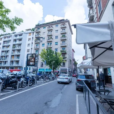Flat 5 Min From Duomo With Park For Small Cars Lejlighed *